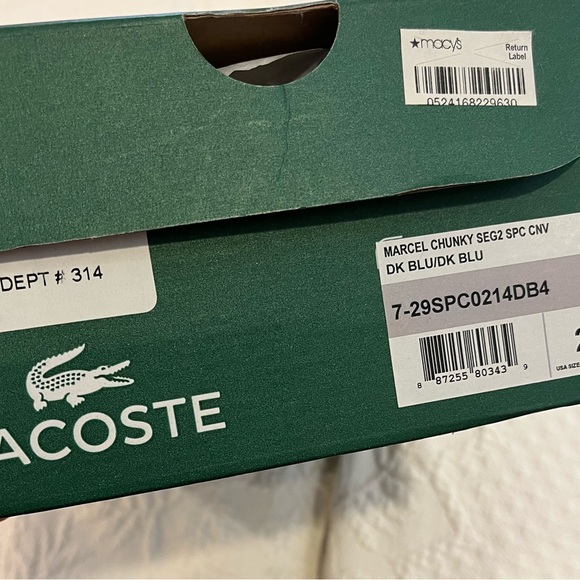 New with tags. Lacoste sneaker Velcro size 2 boy - Picture 5 of 7